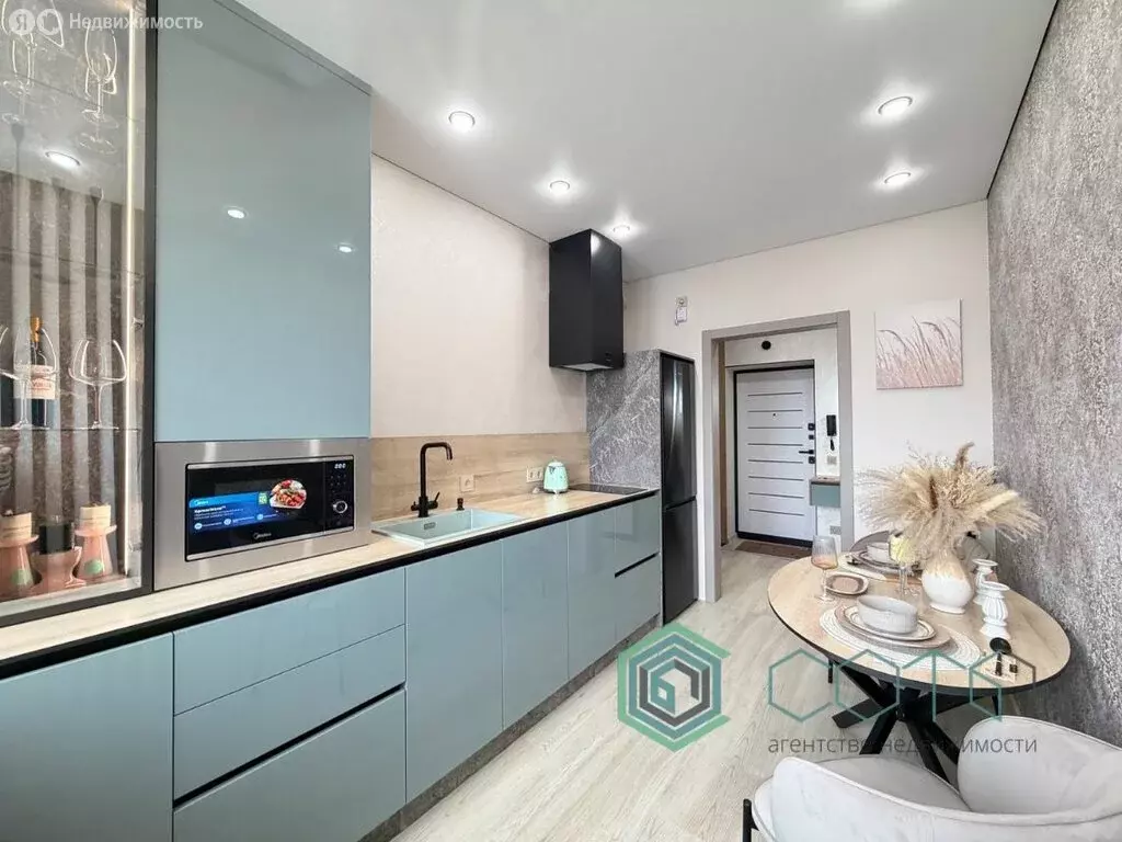 1-комнатная квартира: Зеленоградск, улица имени Гвардии Рядового ... - Фото 1