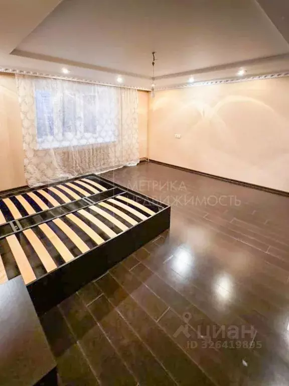 3-к кв. Тюменская область, Тюмень ул. Стартовая, 5а (108.0 м) - Фото 0