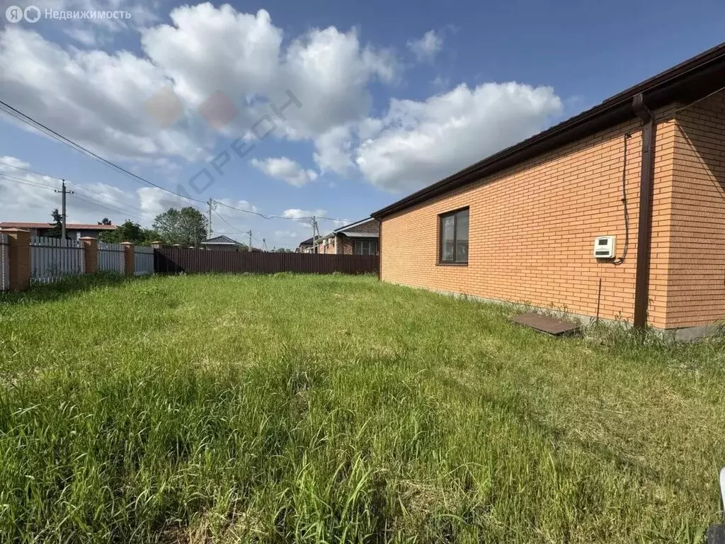 Дом в посёлок городского типа Яблоновский, улица Анатолия Николаевича ... - Фото 1