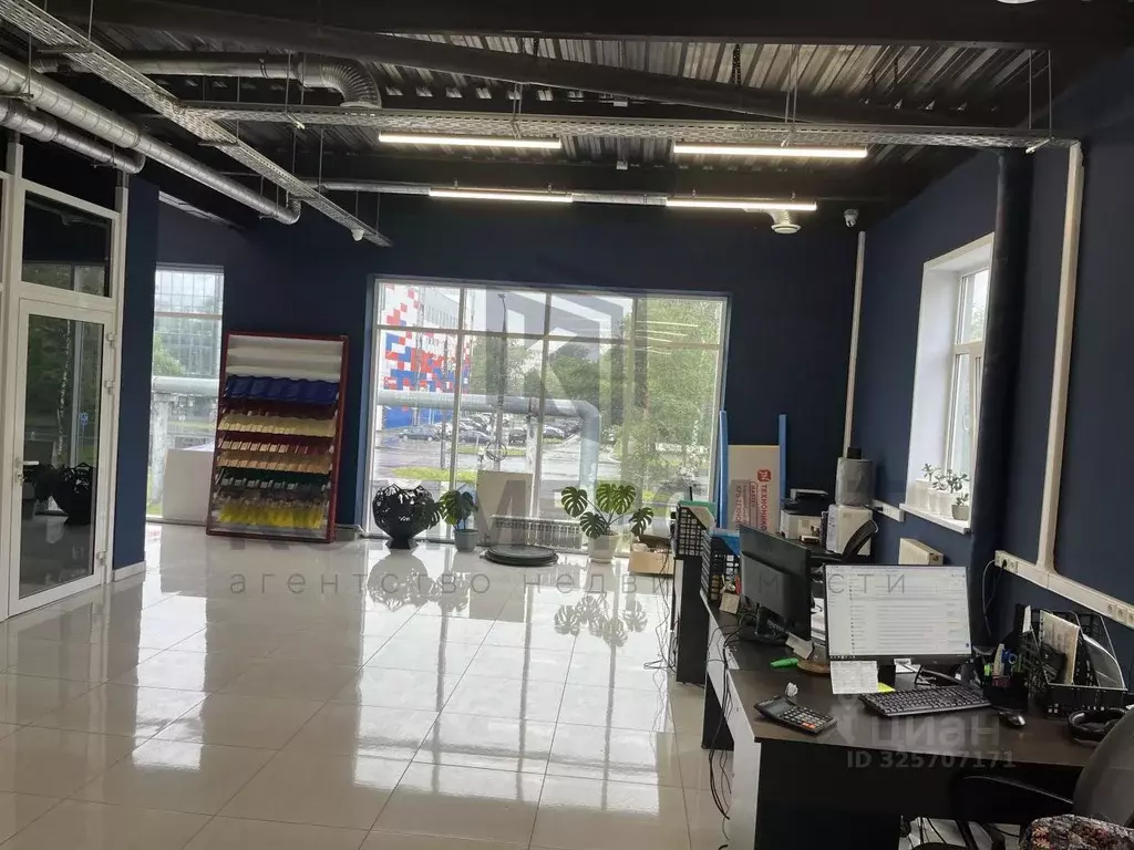 Торговая площадь в Нижегородская область, Нижний Новгород Южное ш., ... - Фото 2