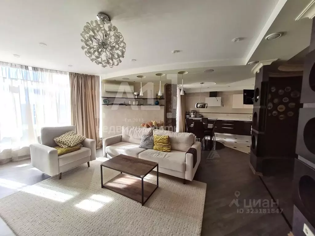 3-к кв. Челябинская область, Челябинск ул. Чайковского, 58 (118.1 м) - Фото 0