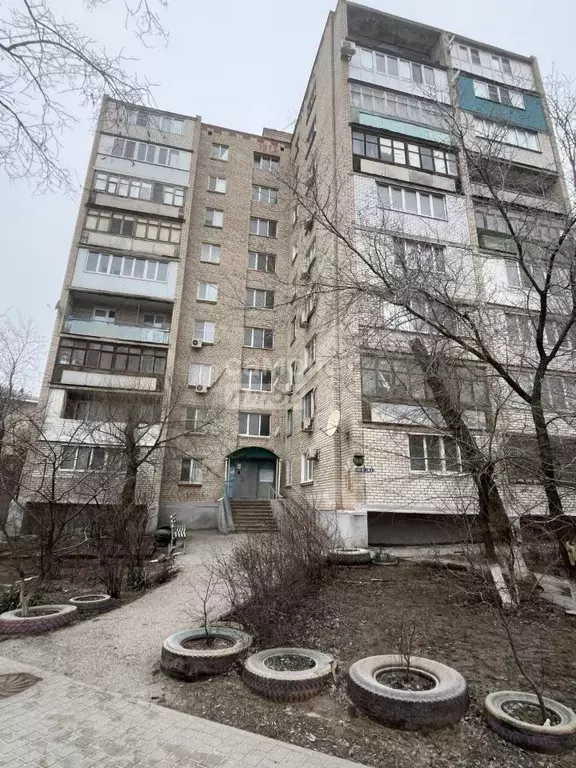 2-к кв. Калмыкия, Элиста 4-й мкр, 18 (43.8 м) - Фото 0