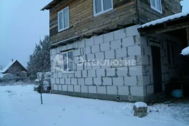 Дом в Тюменская область, Тюмень Центральная ул. (80 м) - Фото 0