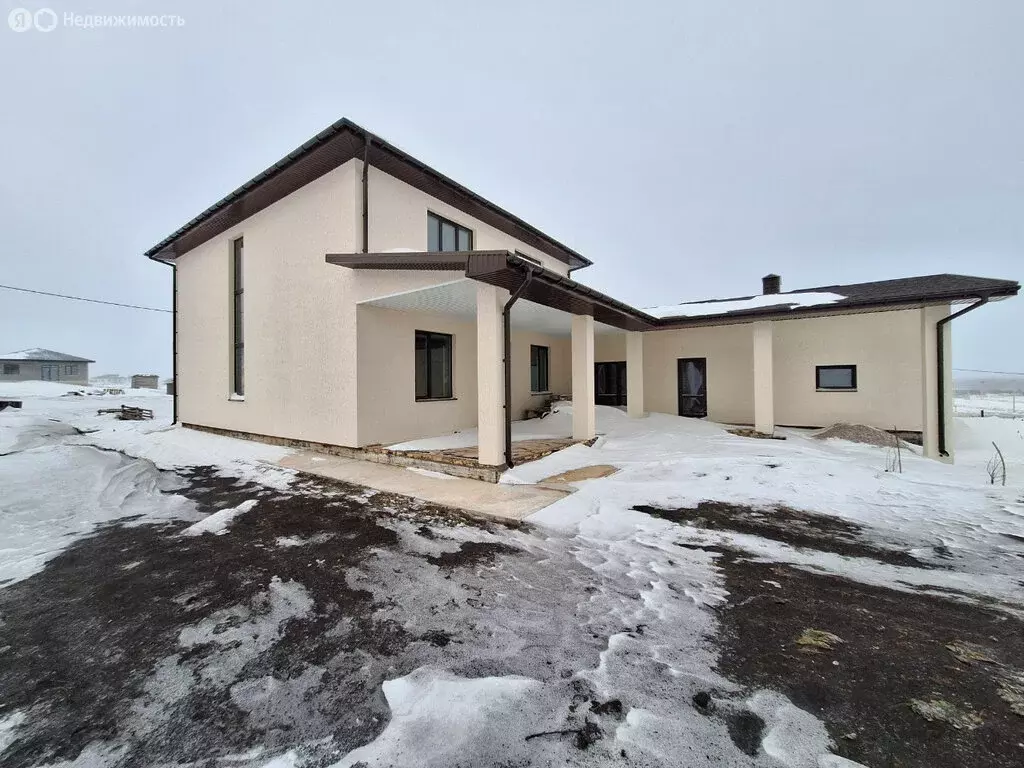 Дом в Республика Башкортостан, Октябрьский (356 м) - Фото 1