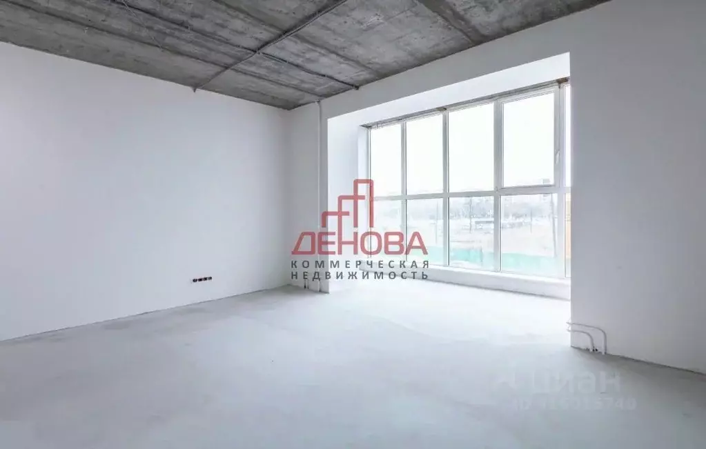 Торговая площадь в Тюменская область, Тюмень ул. Малыгина, 4 (116 м) - Фото 1