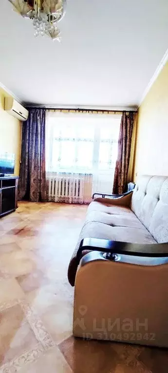 1-к кв. Оренбургская область, Оренбург Авиационная ул., 22 (33.0 м) - Фото 1