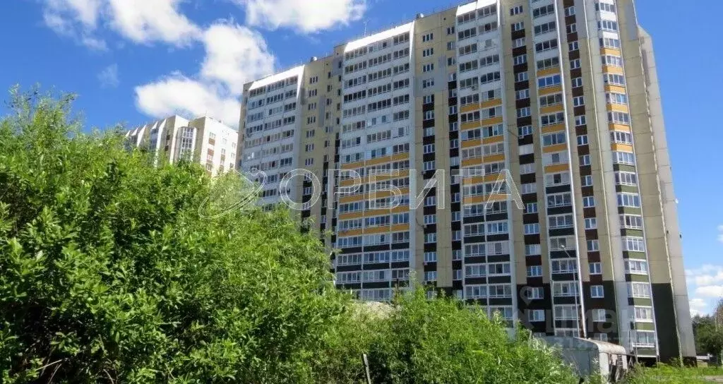 1-к кв. Тюменская область, Тюмень Мелиораторов мкр, ул. Сидора ... - Фото 0