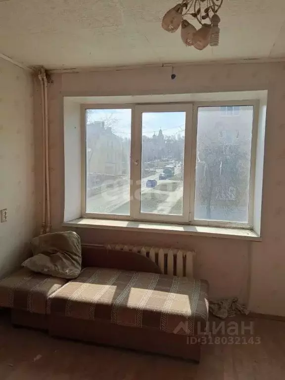 Студия Свердловская область, Кировград ул. Декабристов, 6 (17.1 м) - Фото 0