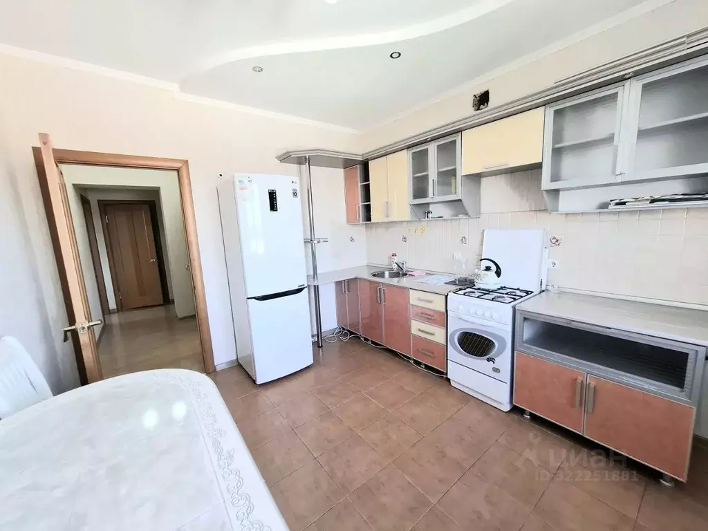 2-к кв. Карачаево-Черкесия, Черкесск Октябрьская ул., 305Г (70.0 м) - Фото 1