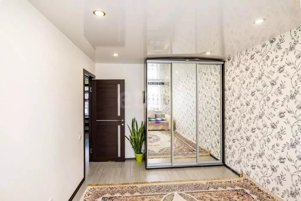 2-к кв. Ханты-Мансийский АО, Сургут ул. 30 лет Победы, 3А (43.9 м) - Фото 1