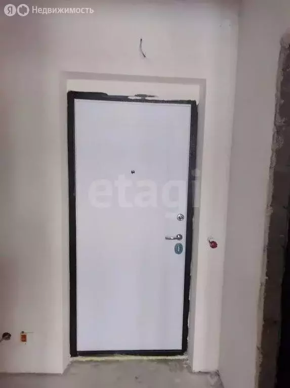 Квартира-студия: Стройкерамика, улица Николая Симонова, 14 (27.4 м) - Фото 2