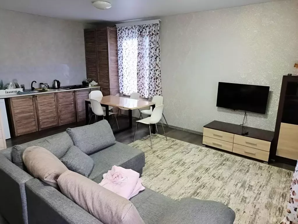 2-к кв. Нижегородская область, с. Дивеево ул. Полевая, 9 (70.0 м) - Фото 1