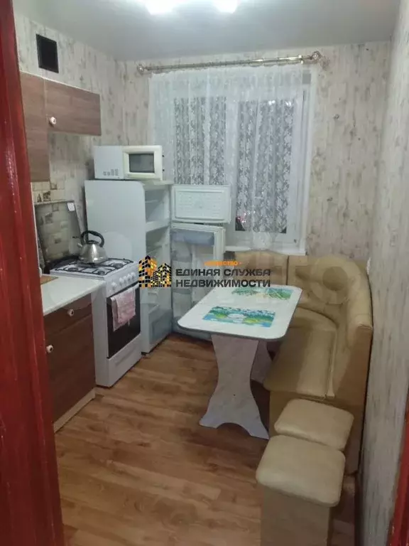 3-к. квартира, 60 м, 9/9 эт. - Фото 0