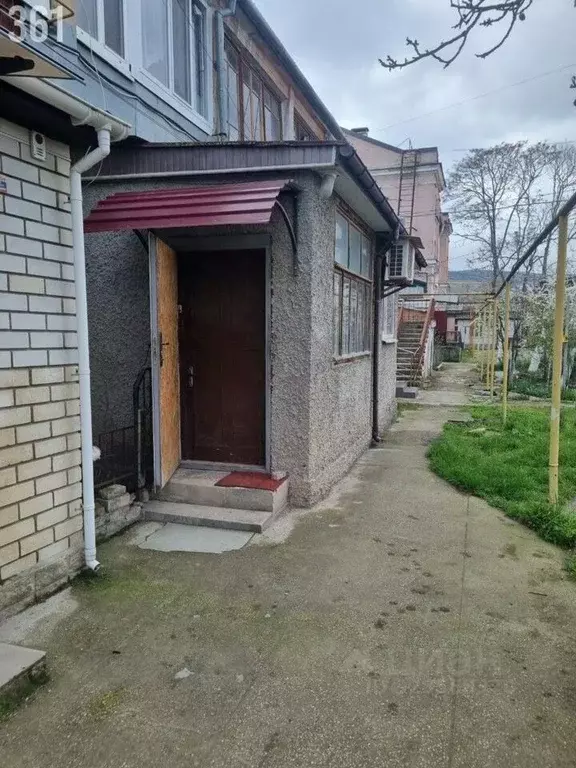 3-к кв. Крым, Феодосия ул. Победы, 10 (67.7 м) - Фото 2