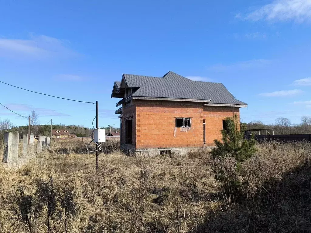 Дом в Ленинградская область, Сланцы Малопольская ул., 38А (340 м) - Фото 1