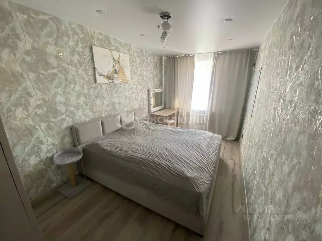 4-к кв. Тюменская область, Тюмень Пролетарская ул., 116 (73.4 м) - Фото 0