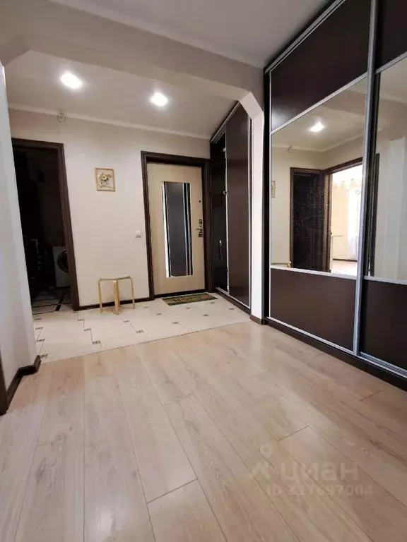 3-к кв. Санкт-Петербург ул. Сикейроса, 11к1 (79.0 м) - Фото 1