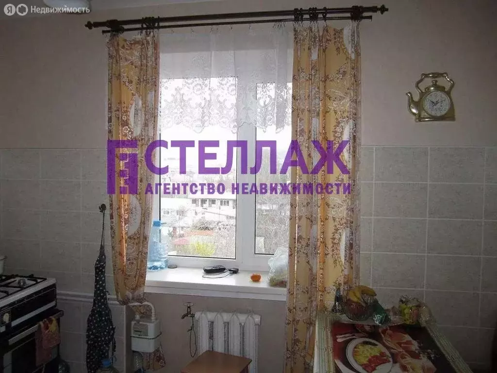 2-комнатная квартира: Феодосия, улица Маяковского, 5 (37.7 м) - Фото 0