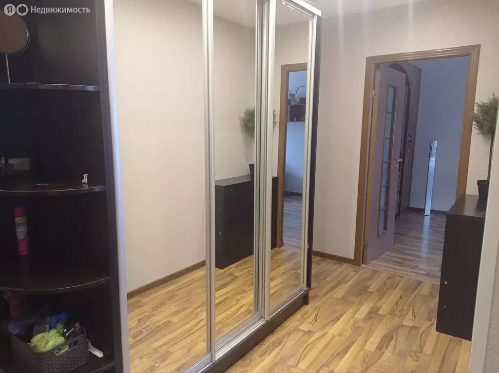 3-комнатная квартира: Санкт-Петербург, улица Пограничника Гарькавого, ... - Фото 1