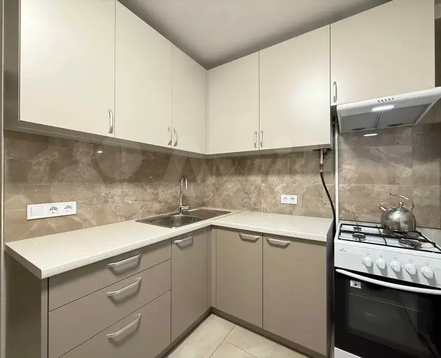 1-к. квартира, 40 м, 3/6 эт. - Фото 0