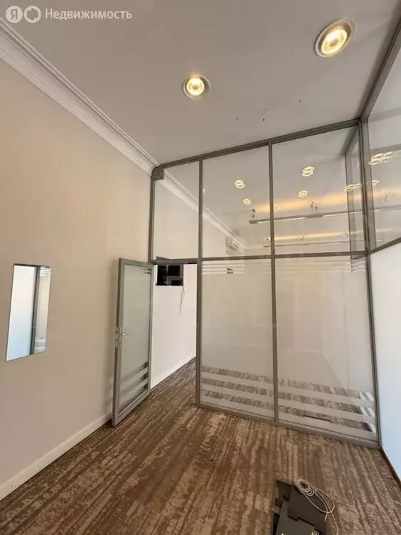 Офис (68 м) - Фото 1