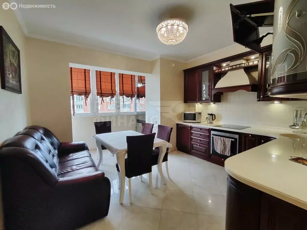 3-комнатная квартира: Калининград, улица Куйбышева, 40 (103 м) - Фото 0