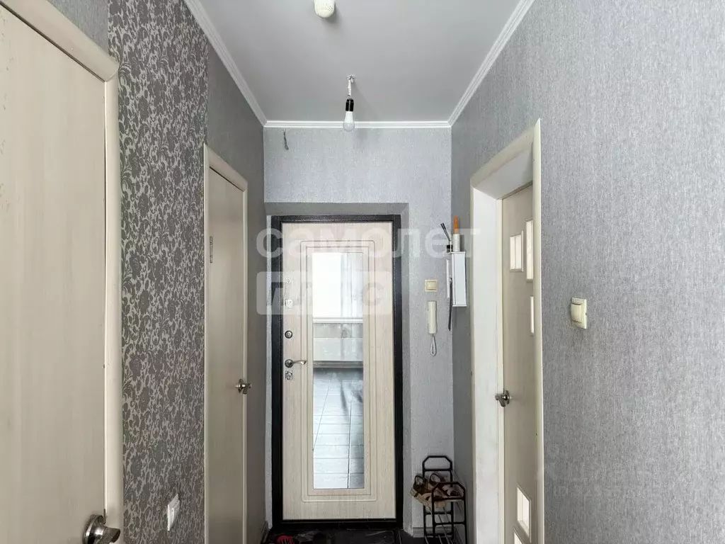 1-к кв. Омская область, Омск ул. Завертяева, 9к6 (35.0 м) - Фото 1