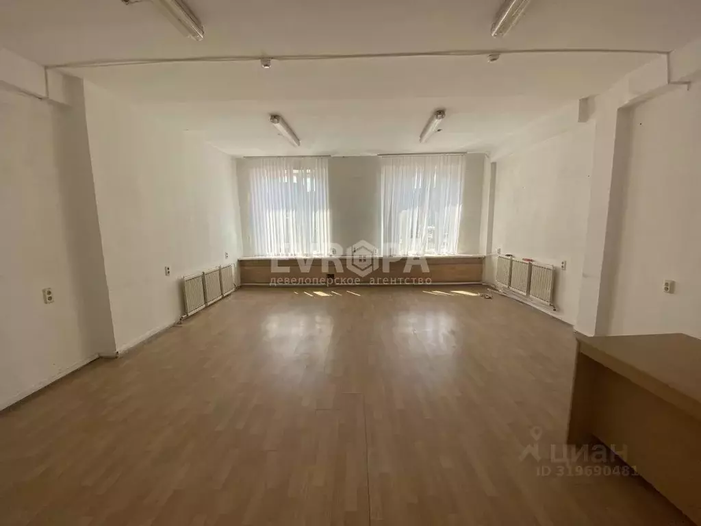 Офис в Ульяновская область, Ульяновск Промышленная ул., 76А (220 м) - Фото 1