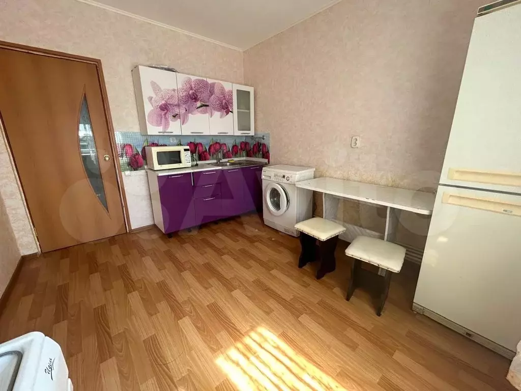 1-к. квартира, 33 м, 3/3 эт. - Фото 1