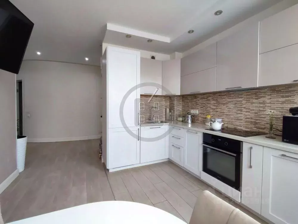 3-к кв. Калужская область, Калуга ул. Фомушина, 13 (115.0 м) - Фото 2