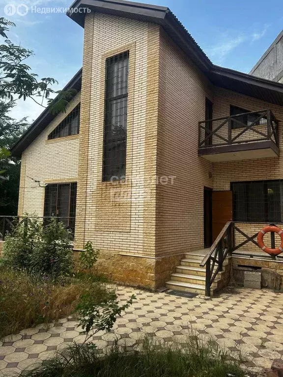 Дом в Махачкала, микрорайон Караман-6 (145.8 м) - Фото 0