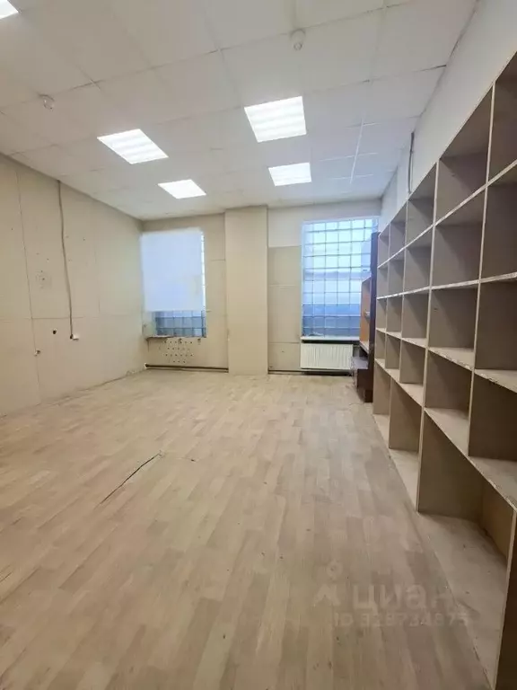 Производственное помещение в Санкт-Петербург ул. Шкапина, 10 (420 м) - Фото 2
