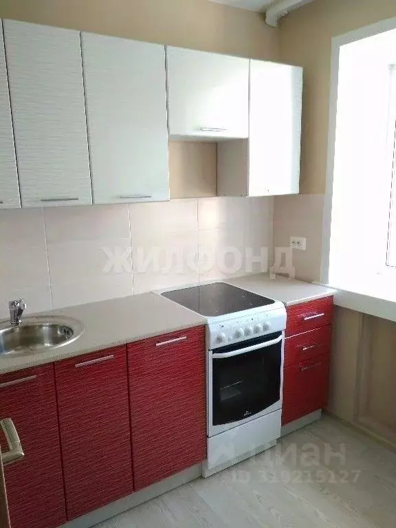 1-к кв. Новосибирская область, Новосибирск ул. Крылова, 27 (32.0 м) - Фото 0