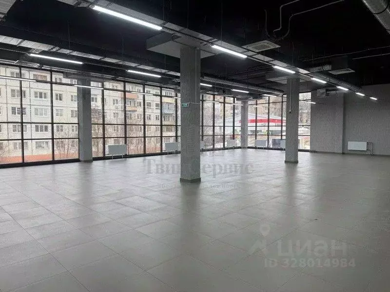 Торговая площадь в Тульская область, Тула ул. Макаренко, 20Б (1200 м) - Фото 1