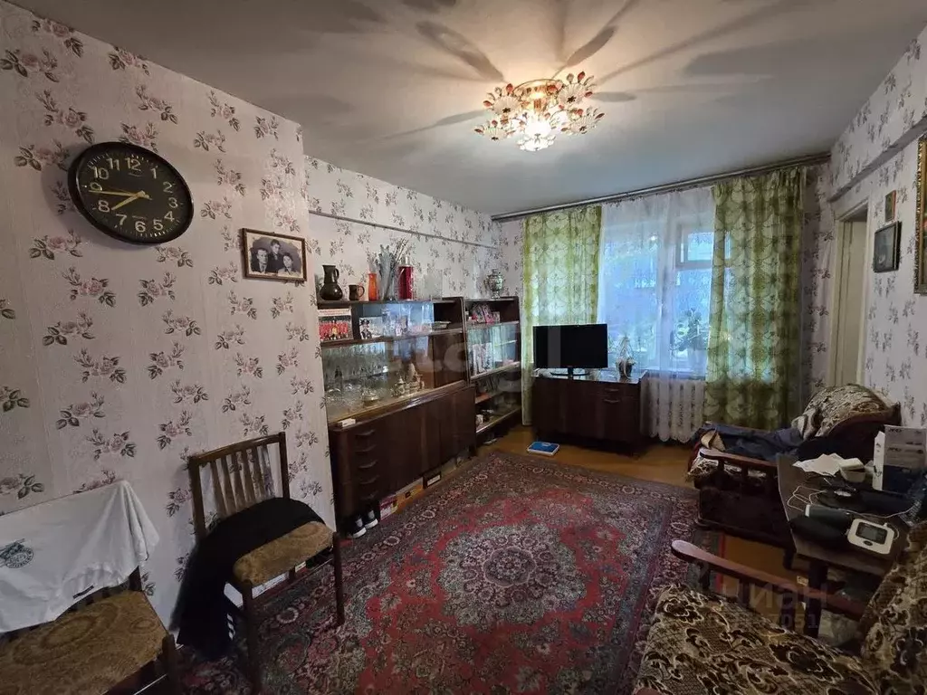 3-к кв. Брянская область, Брянск ул. Горбатова, 4 (48.0 м) - Фото 1