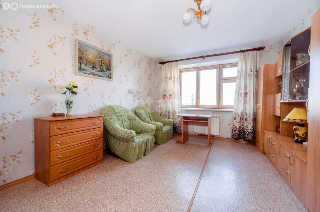 1-комнатная квартира: Бийск, улица Ильи Репина, 16 (36 м) - Фото 0