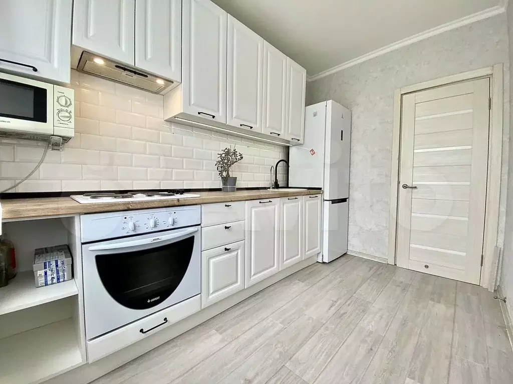 3-к. квартира, 70 м, 6/9 эт. - Фото 1