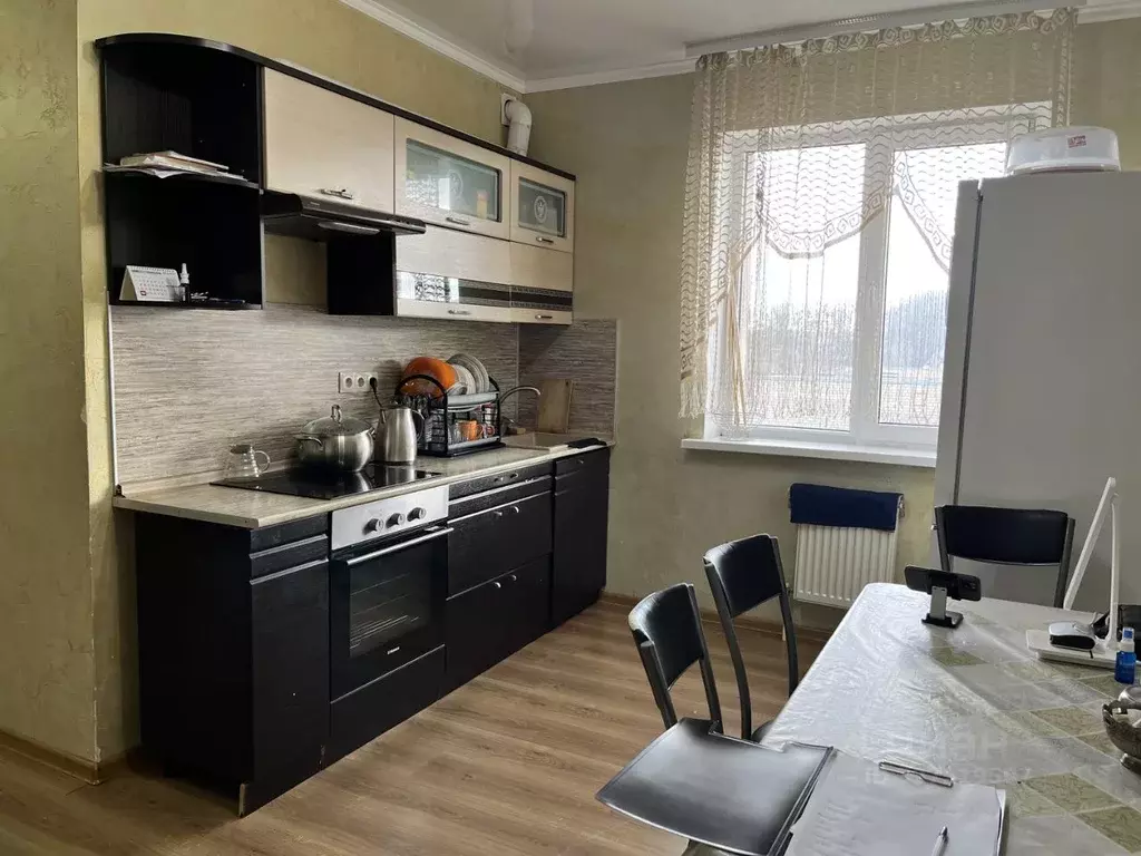 3-к кв. Ставропольский край, Ставрополь ул. Льва Толстого, 6 (90.0 м) - Фото 2