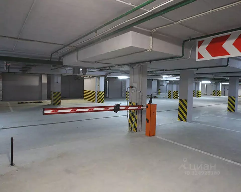 Гараж в Москва Большой Тишинский пер., 45 (14 м) - Фото 1