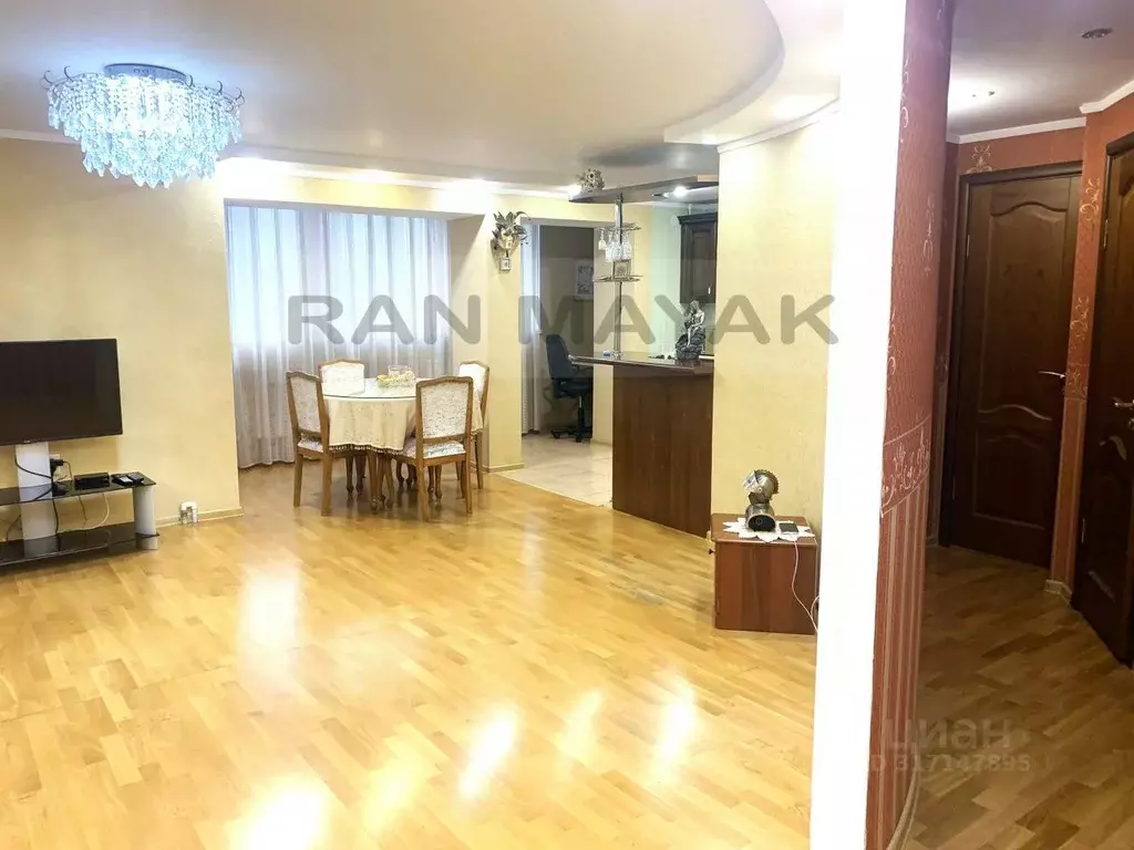 3-к кв. Адыгея, Майкоп ул. 12 Марта, 152 (85.0 м) - Фото 1