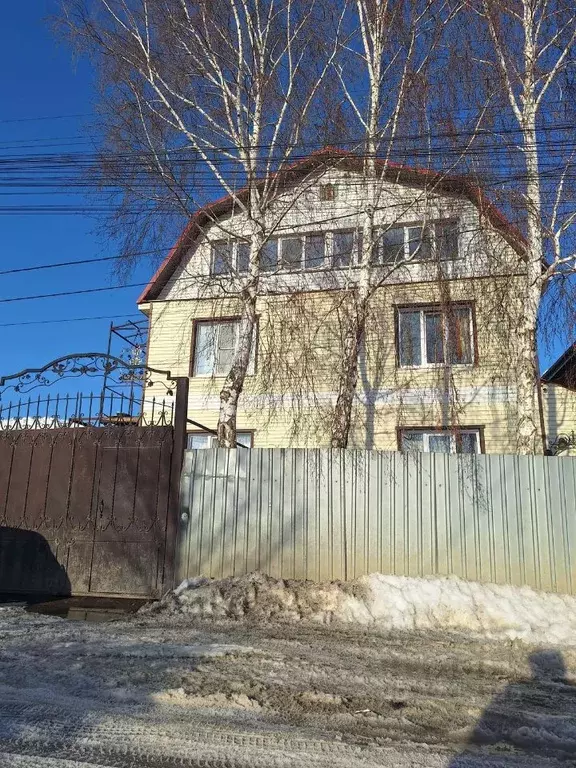Дом в Челябинская область, Челябинск Ижевская ул., 44 (140 м) - Фото 0