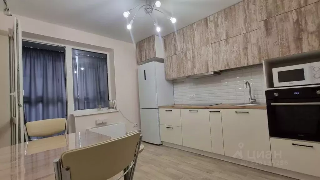 1-к кв. Волгоградская область, Волгоград ул. Глазкова, 12 (40.0 м) - Фото 2