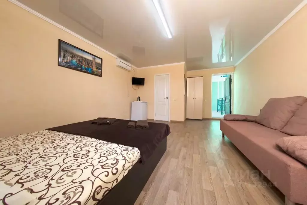 Комната Крым, Бахчисарайский район, с. Песчаное ул. Набережная, 7/73 - Фото 2