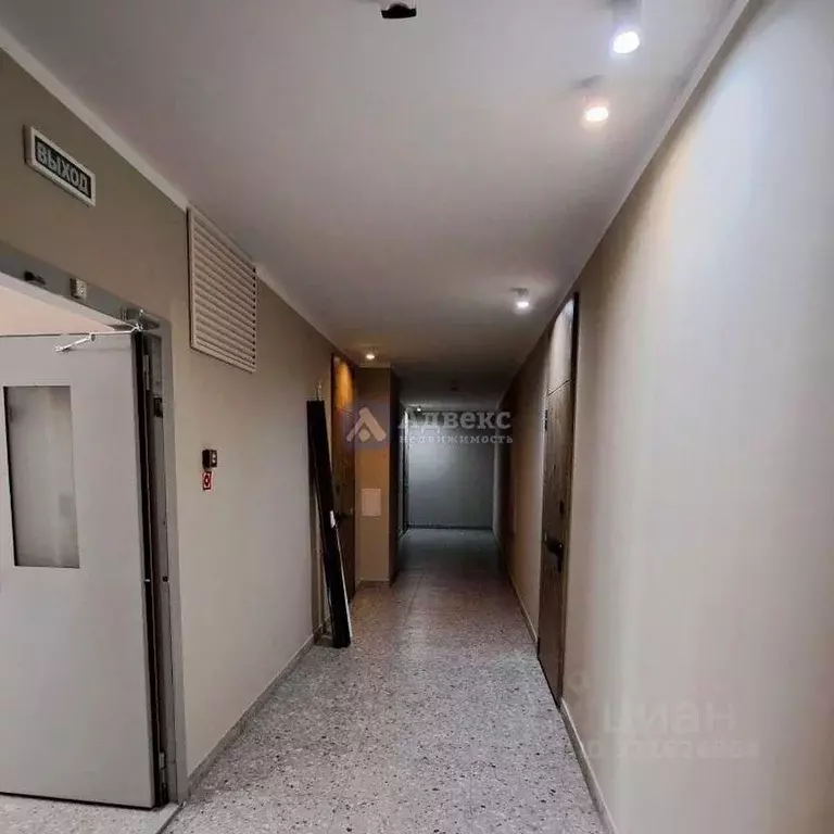 1-к кв. Тюменская область, Тюмень ул. Николая Глебова, 3 (37.2 м) - Фото 2