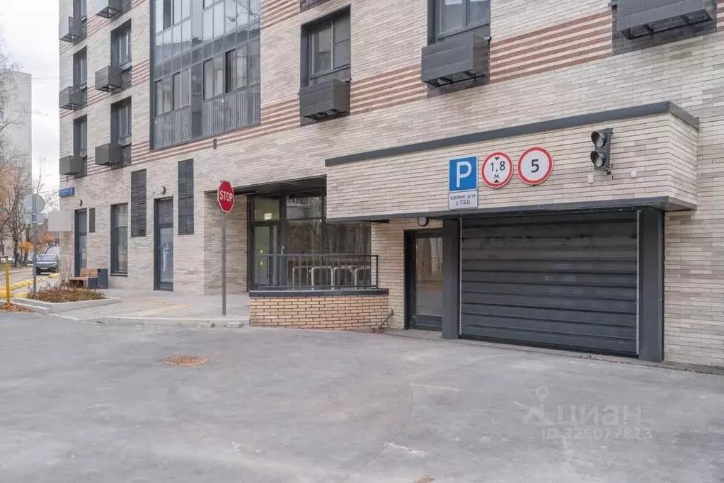 Гараж в Москва 1-я Владимирская ул., 47к1 (15 м) - Фото 1