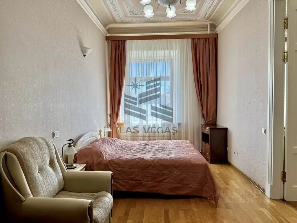 3-к кв. Санкт-Петербург 2-я Советская ул., 10 (137.0 м) - Фото 0