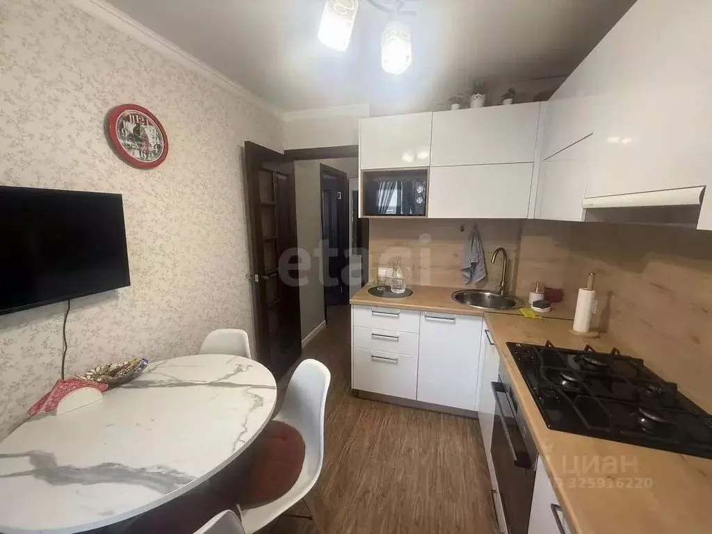 2-к кв. Башкортостан, Стерлитамак Михайловский мкр, ул. Шафиева, 47 ... - Фото 1