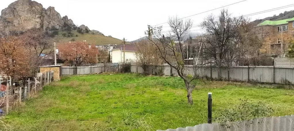 Участок в Крым, Феодосия муниципальный округ, Курортное пгт ул. Науки ... - Фото 0