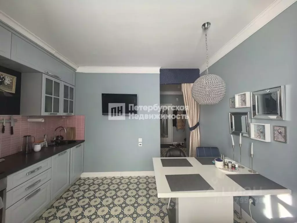 2-к кв. Санкт-Петербург Кременчугская ул., 9К2 (66.5 м) - Фото 1