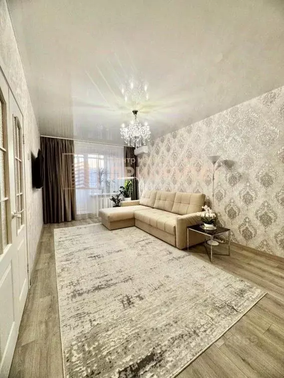 3-к кв. Саха (Якутия), Якутск ул. Ярославского, 13 (74.0 м) - Фото 1